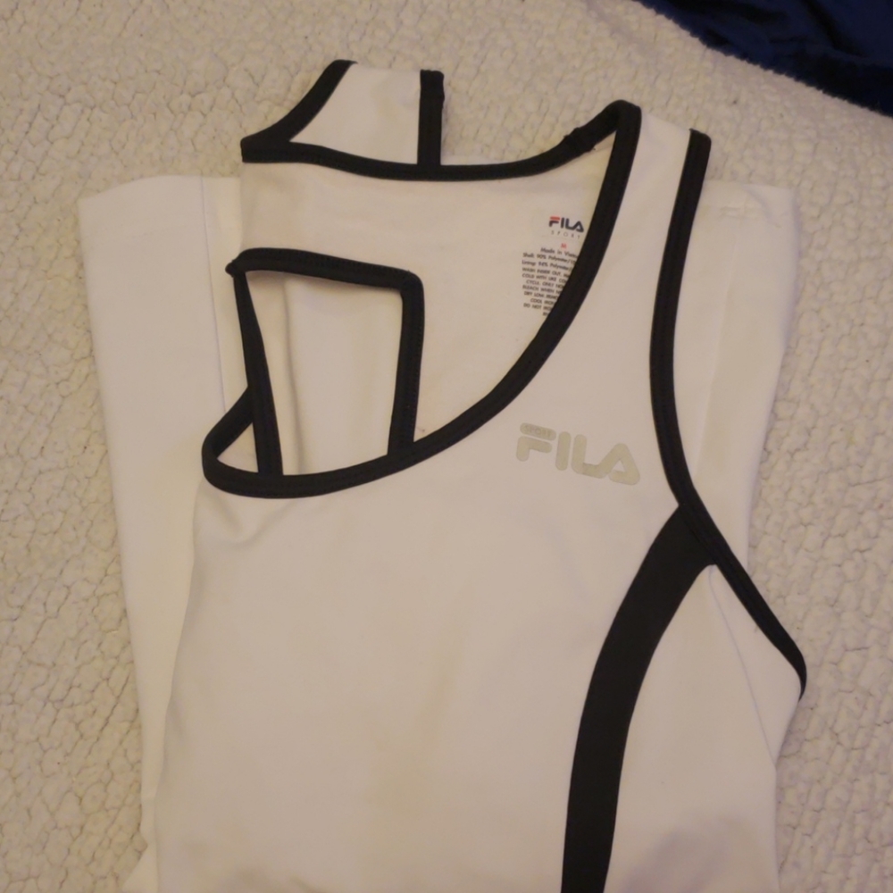 Tank Fila